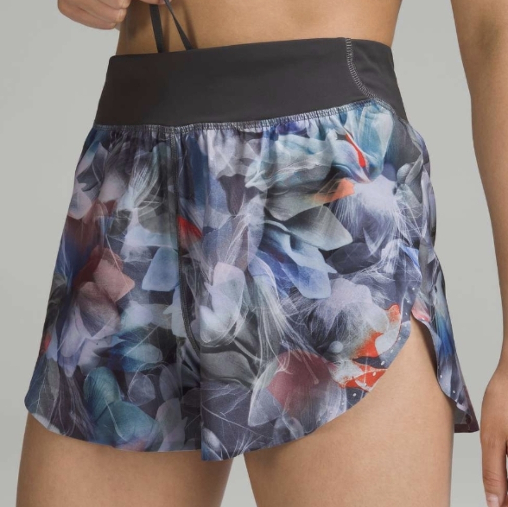 Lululemon Fast And Free Reflective High-Rise Classic-Fit Short 3" EUC